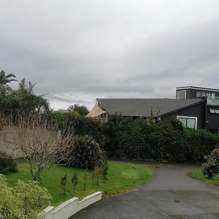 Centre Takapuna 2 Beds & Garage & Netflix Auckland Bagian luar foto