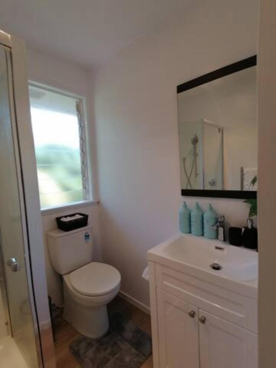 Centre Takapuna 2 Beds & Garage & Netflix Auckland Bagian luar foto